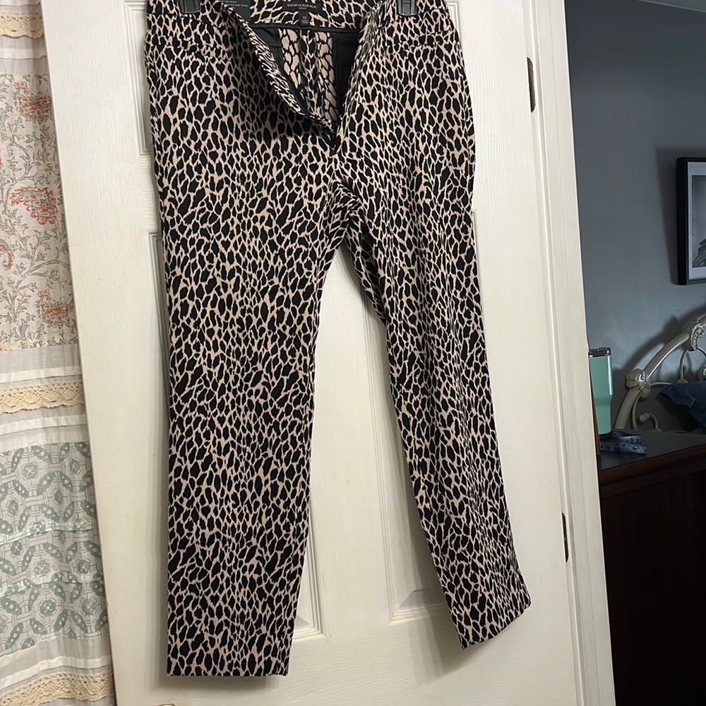 Banana Republic, animal print ankle pants. Black and beige. New, never worn